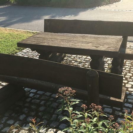 ריאדנבורג Ferienwohnung Zum Dorfwirt מראה חיצוני תמונה