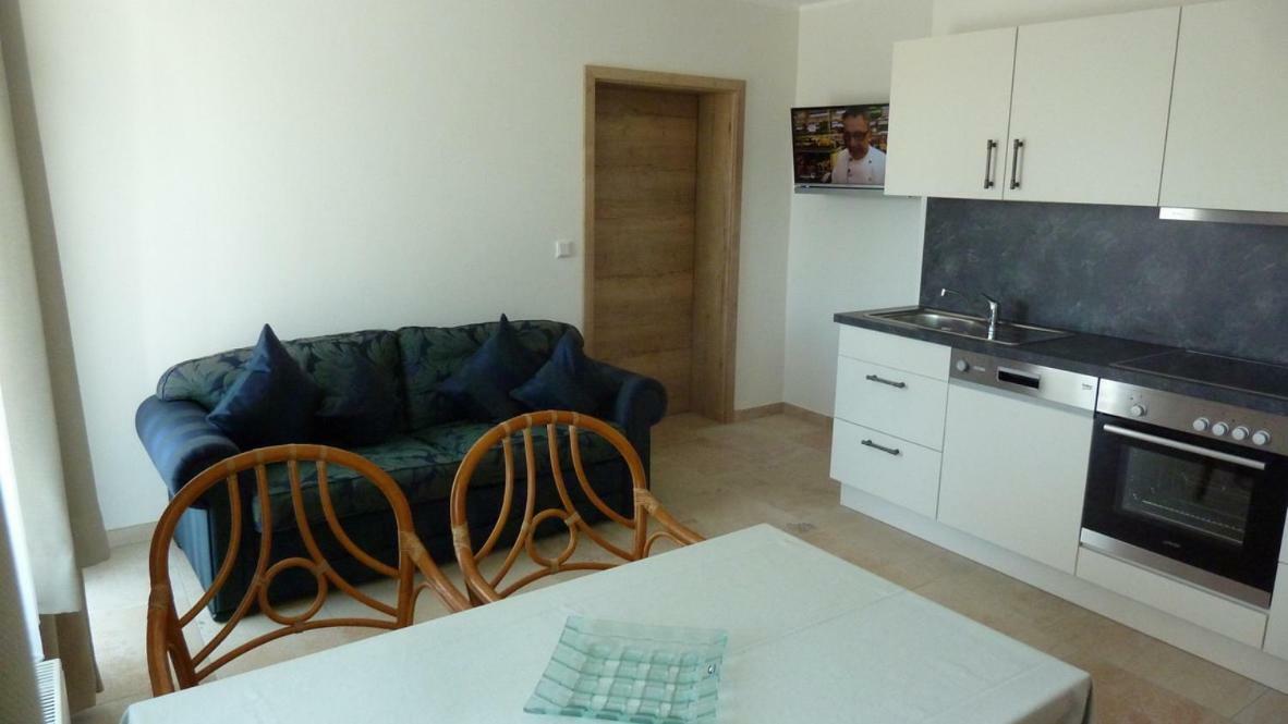 ריאדנבורג Ferienwohnung Zum Dorfwirt מראה חיצוני תמונה